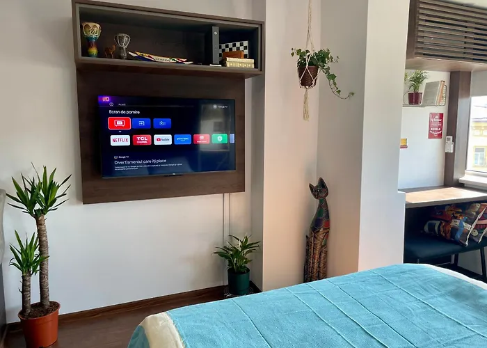 3 Vis-A-Vis Studio - Gara De Nord Bucureşti